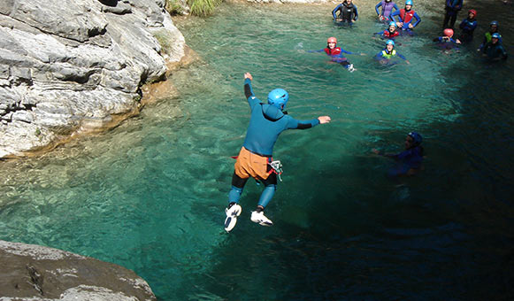 Canyoning insurance, onlinetravelcover.com